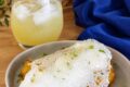 Nuvola di Ricotta e Ananas Carammellato con Cialda Croccante.